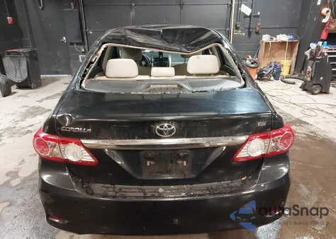 2011 Toyota Corolla Le z USA, uszkodzony, nr VIN 2T1BU4EE6BC735325